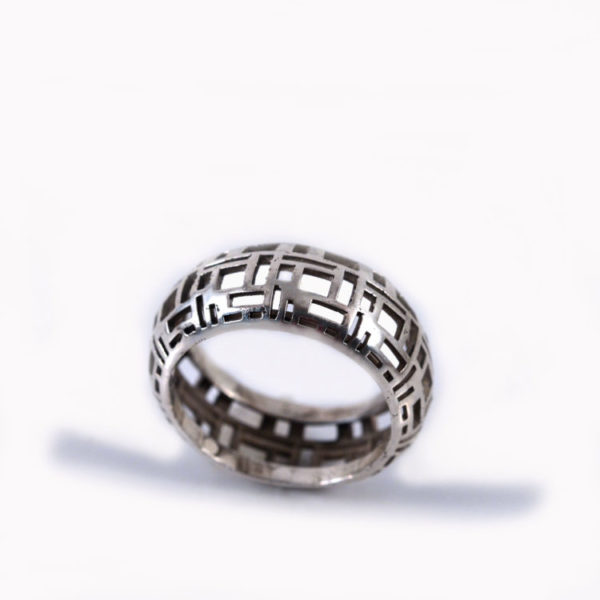 Hedge Maze silver ring